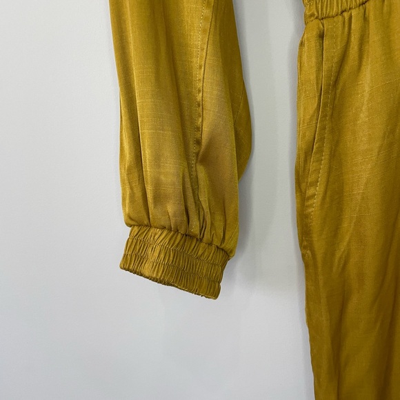 Lynne satin V neck boiler jumpsuit medium - Picture 7 of 14